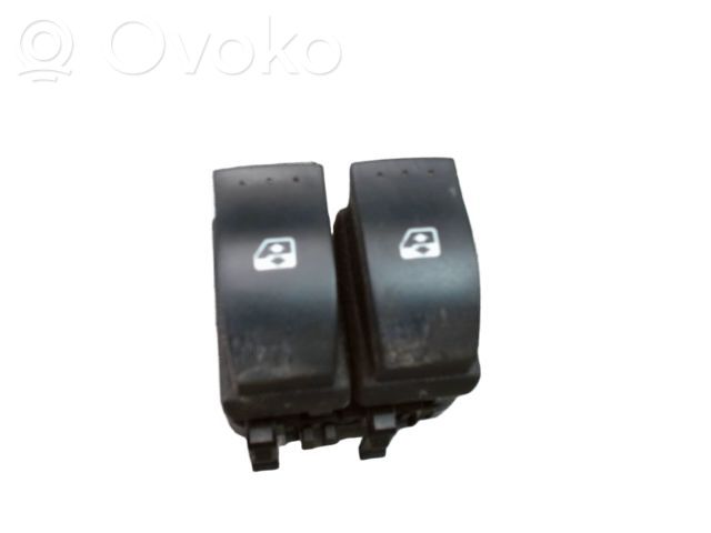 Renault Clio II Elektrinių langų jungtukas 
