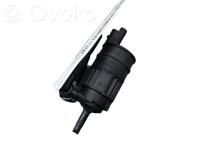 Renault Twingo I Windscreen/windshield washer pump 