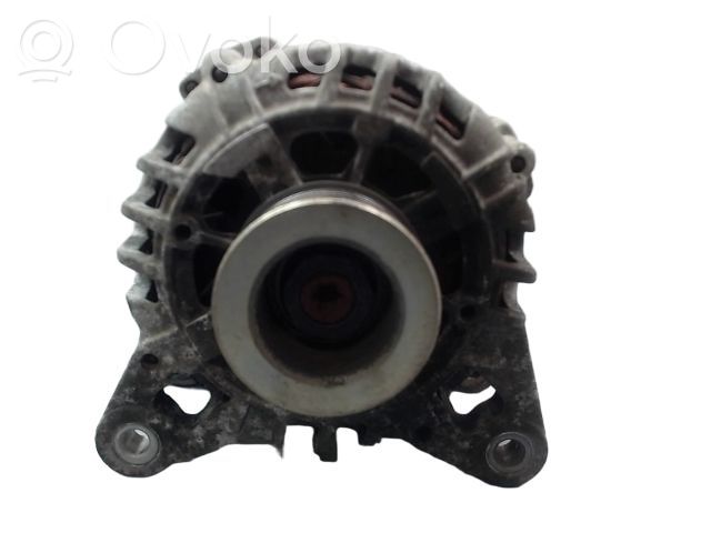 Renault Clio III Generator/alternator 