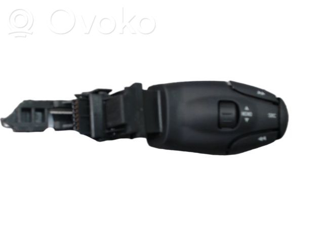 Peugeot 206+ Head unit multimedia control 