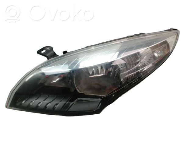 Renault Megane III Phare frontale 