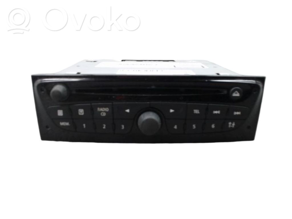 Renault Clio III Panel / Radioodtwarzacz CD/DVD/GPS