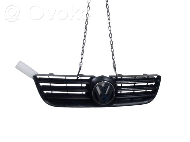 Volkswagen Polo IV 9N3 Maskownica / Grill / Atrapa górna chłodnicy 