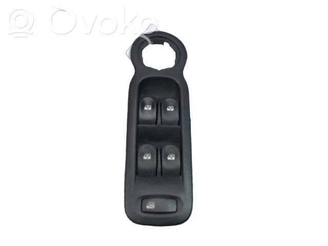 Renault Modus Interruptor del elevalunas eléctrico 