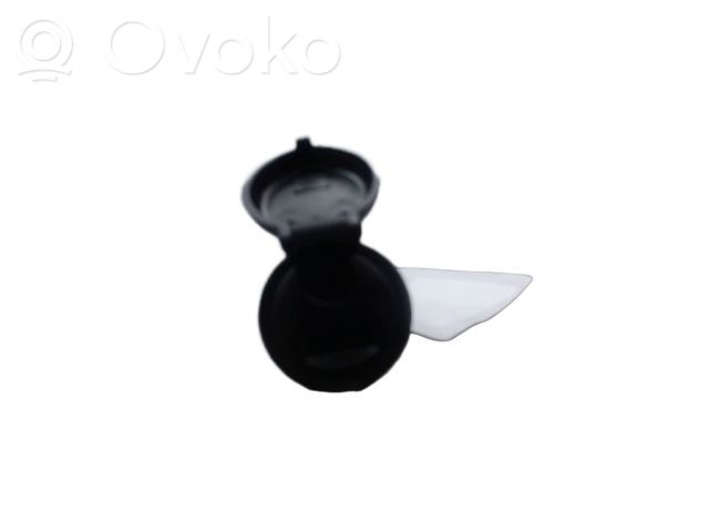 Citroen C4 II Enchufe conector USB 