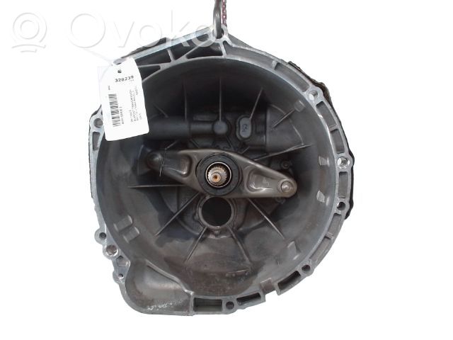 BMW 3 GT F34 Cutie viteze manuală cu 6 trepte 