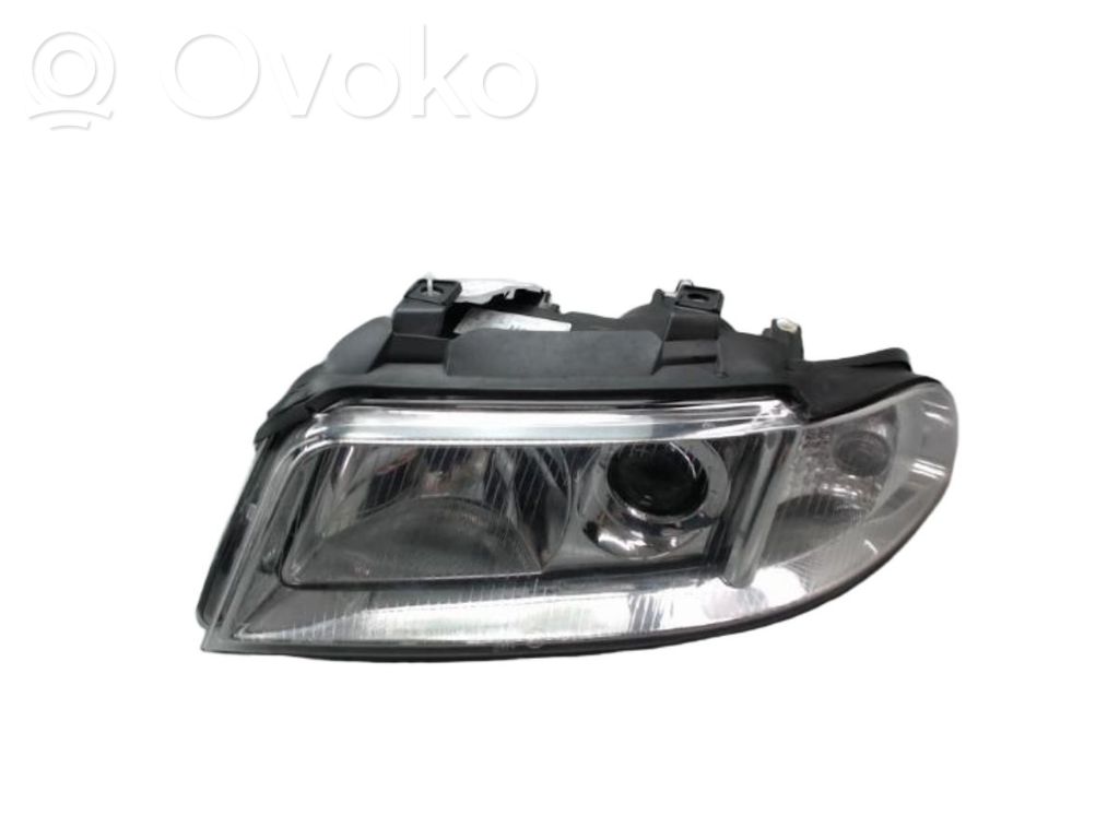 Audi A4 S4 B5 8D Phare frontale