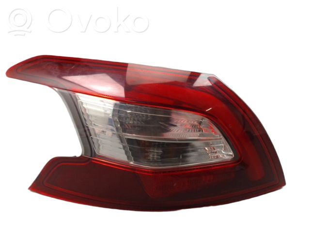 Peugeot 308 Lampă spate în caroserie