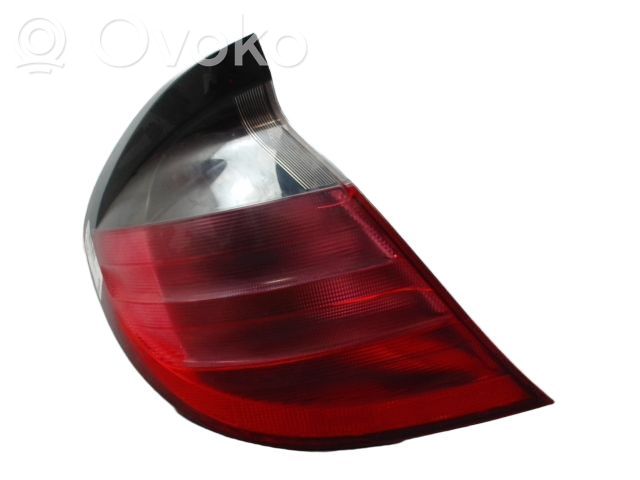 Mercedes-Benz C W203 Luci posteriori 