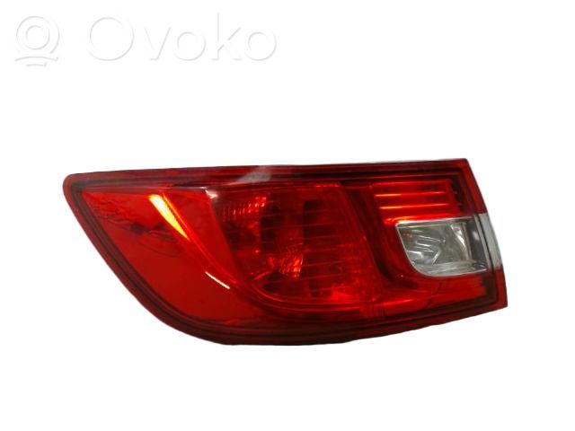 Renault Clio IV Luci posteriori 