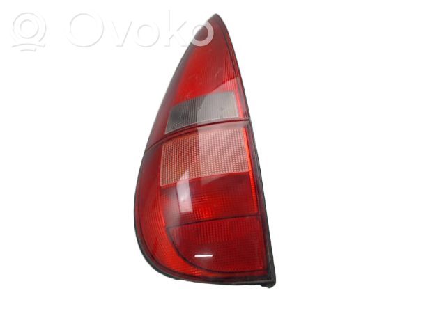 Renault Laguna I Luci posteriori 