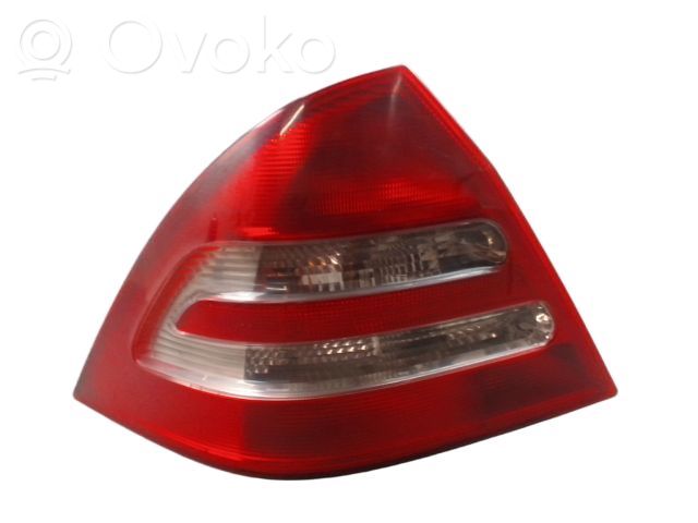 Mercedes-Benz C W203 Lampa tylna 