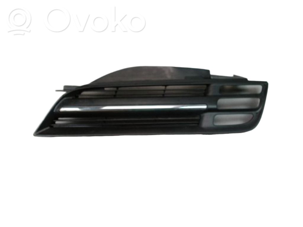 Nissan Micra Front bumper upper radiator grill 