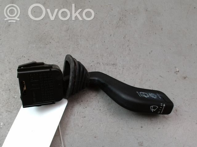 Opel Corsa C Pyyhkijän vipu 