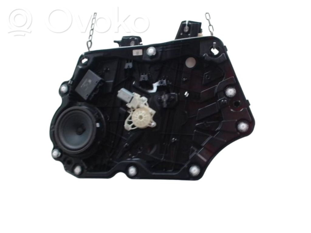 Ford Puma Macara ușă față cu motor 