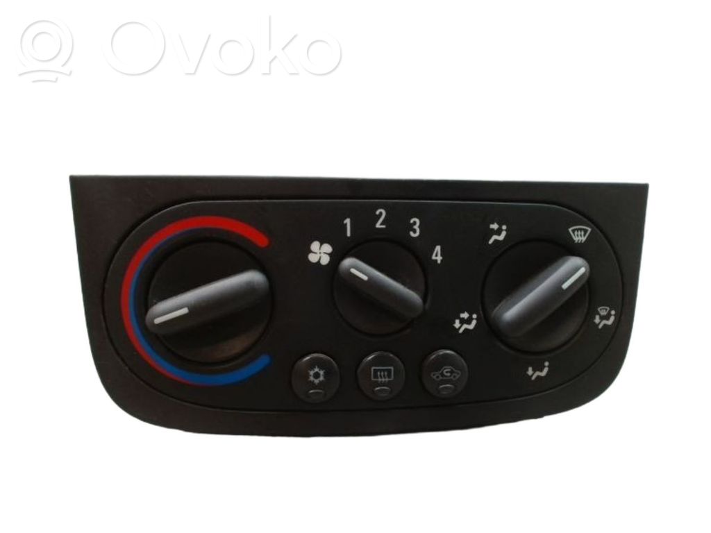 Opel Combo C Ilmastoinnin ohjainlaite