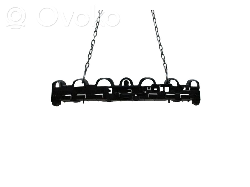 Renault Clio IV Uchwyt / Mocowanie zderzaka tylnego
