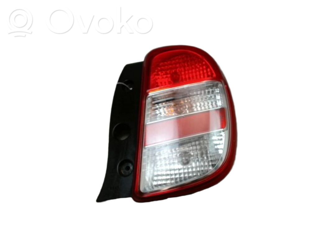 Nissan Micra C+C Lampă spate în caroserie 