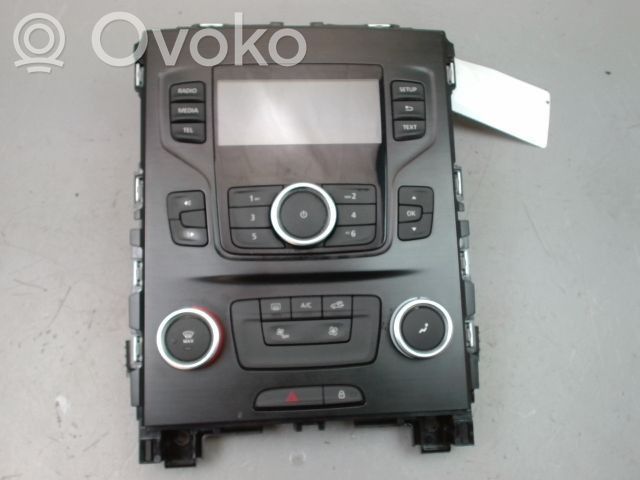 Renault Megane IV Panel / Radioodtwarzacz CD/DVD/GPS