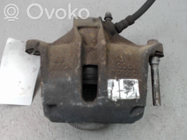 Peugeot 206+ Zacisk hamulcowy przedni 