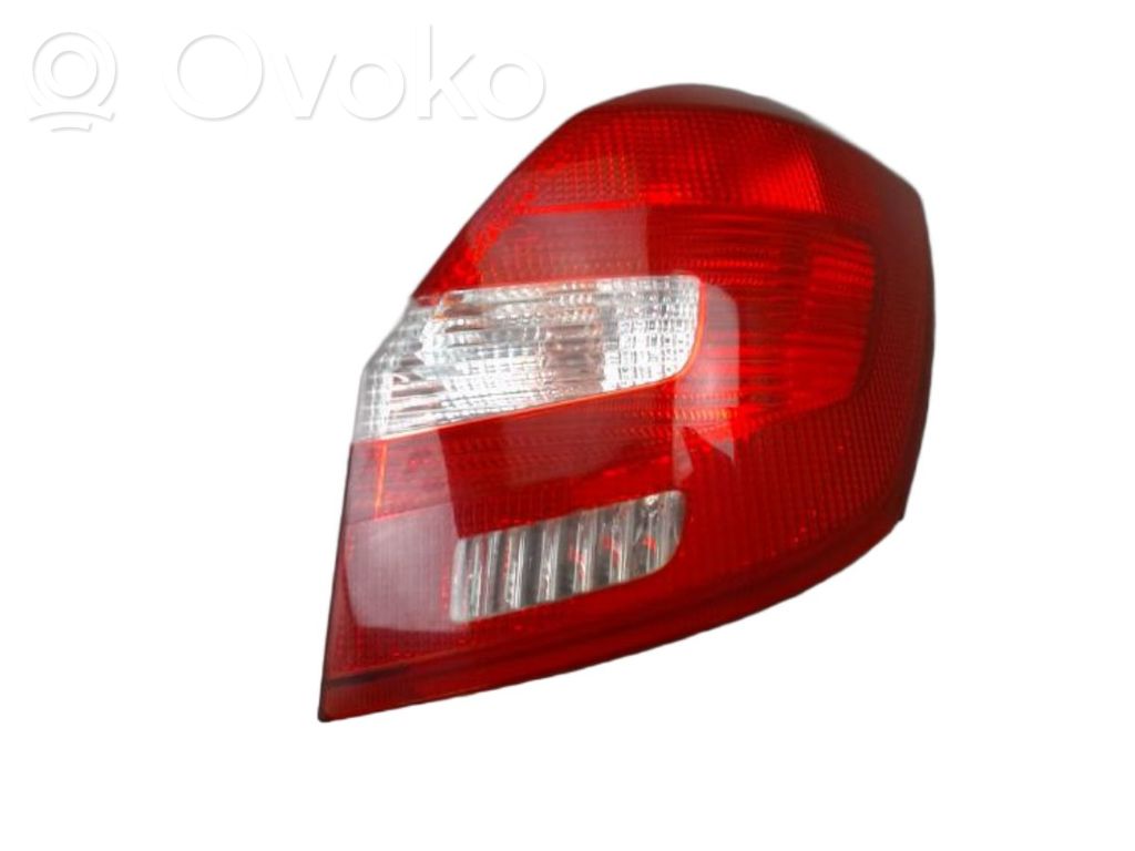 Skoda Fabia Mk2 (5J) Luz trasera/de freno