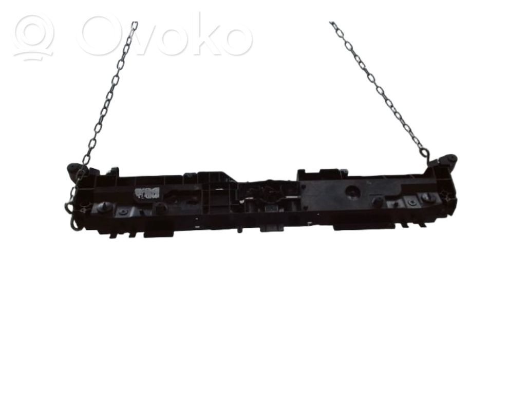 Renault Clio IV Pas przedni