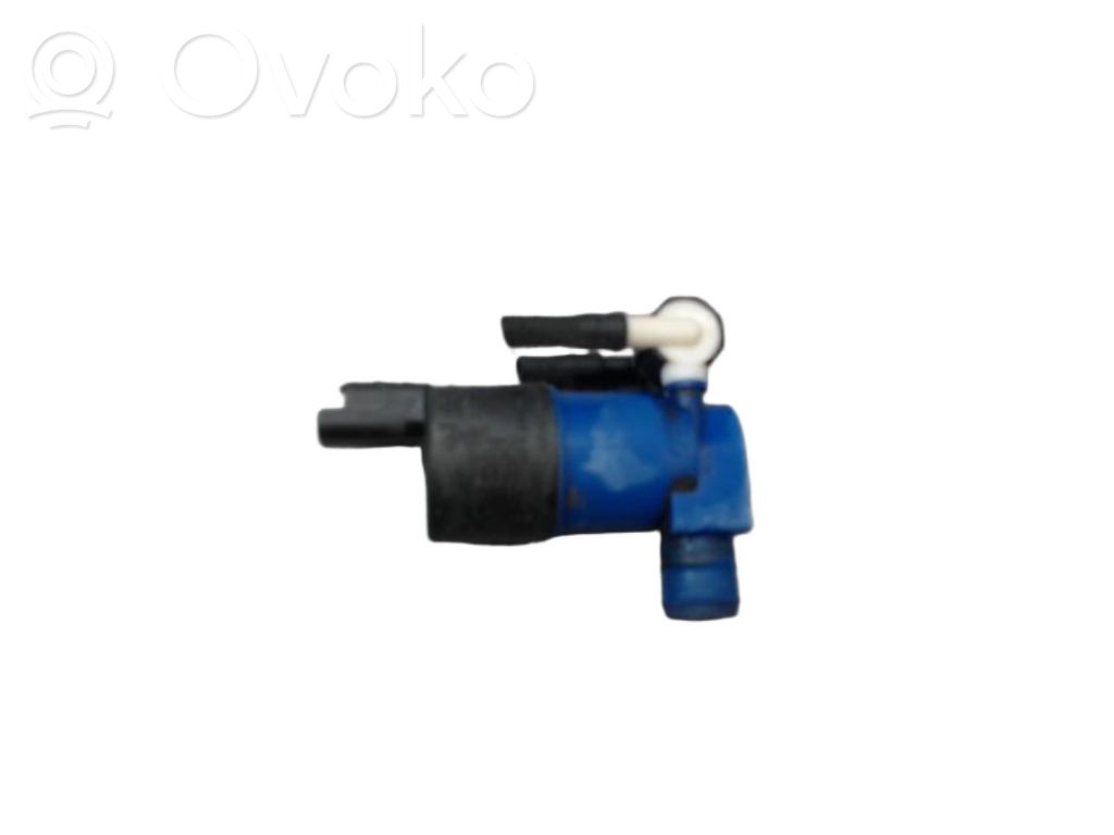 Renault Twingo II Windscreen/windshield washer pump 