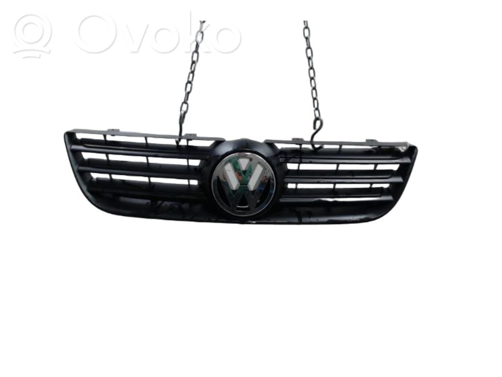 Volkswagen Polo IV 9N3 Rejilla superior del radiador del parachoques delantero