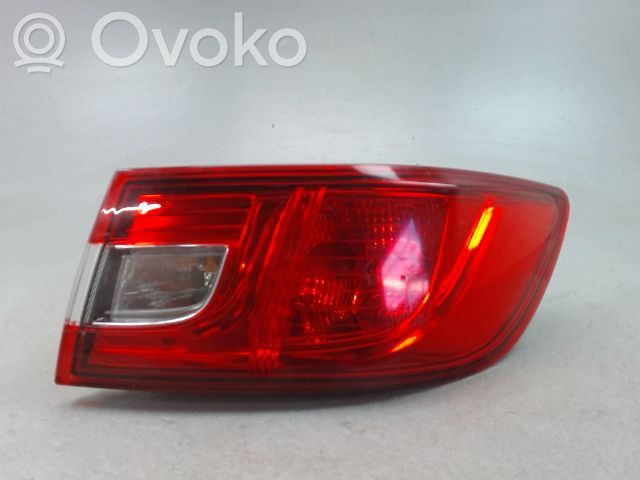 Renault Clio IV Luz trasera/de freno 