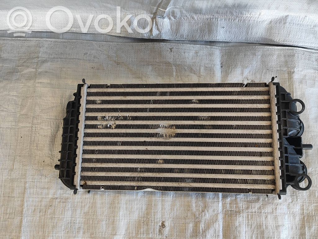 Citroen C4 III e-C4 Interkūlerio radiatorius 