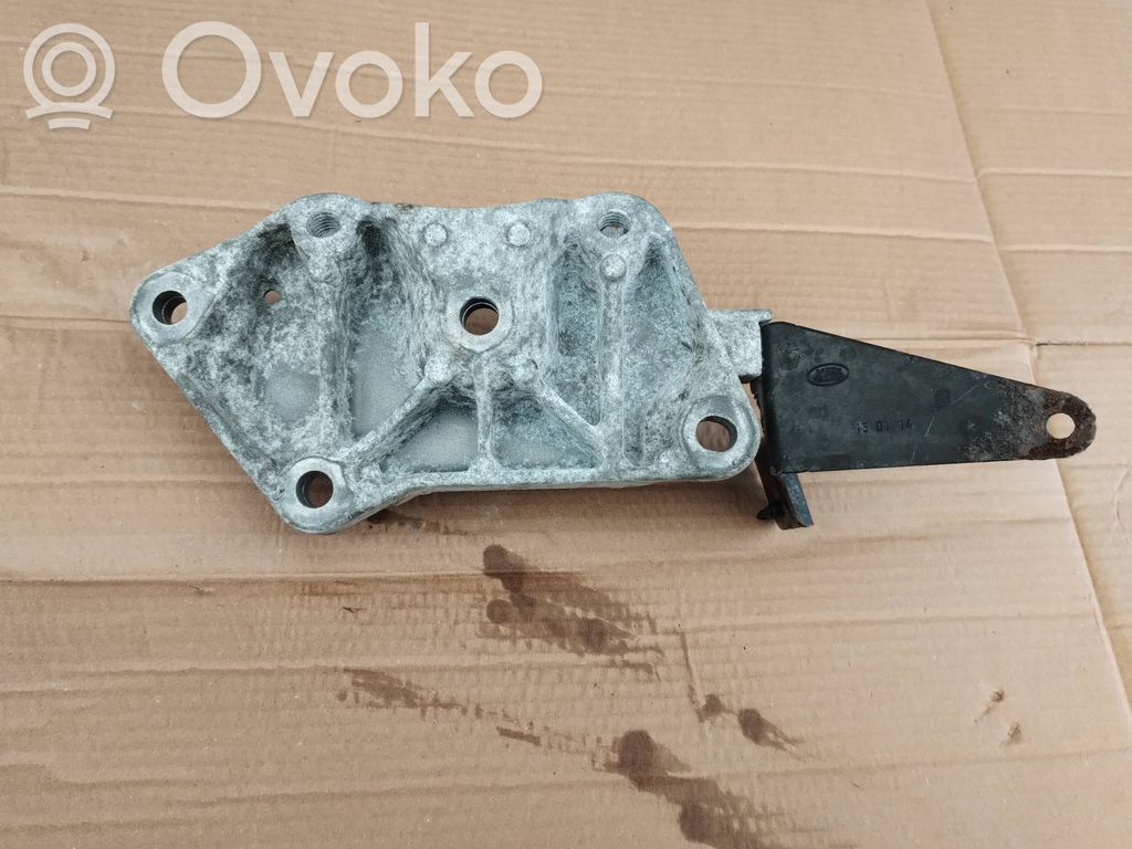 Engine mounting bracket   EJ327M125DA,D04YA1,A1S18C03F