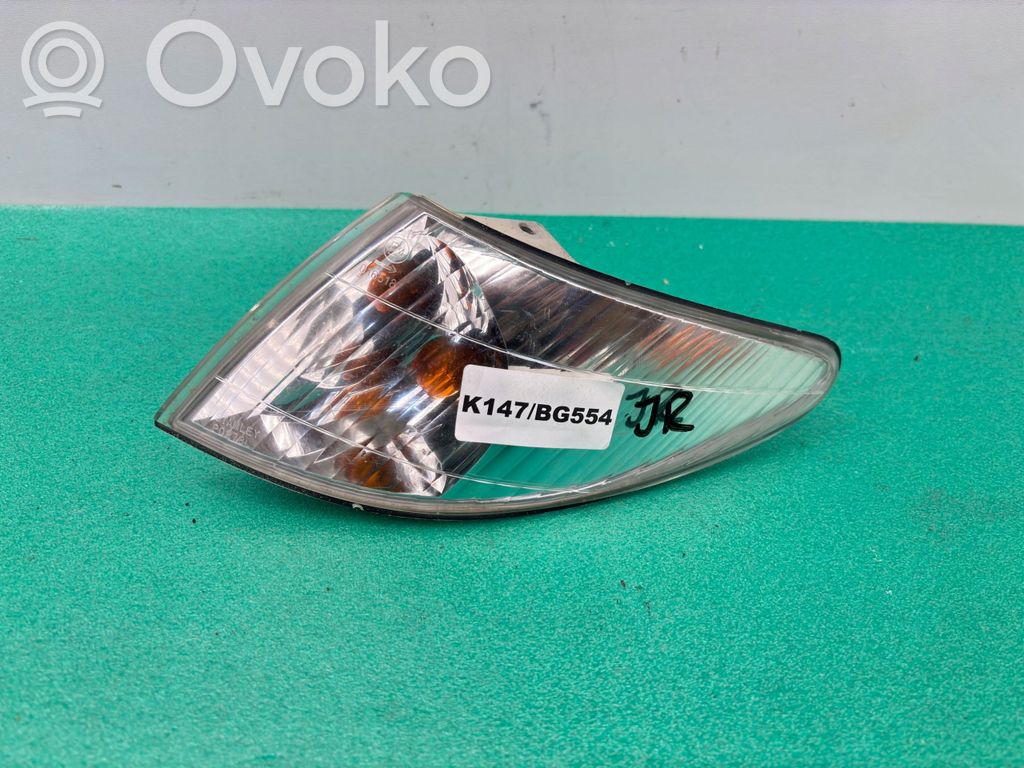 Mazda Premacy Front indicator light 