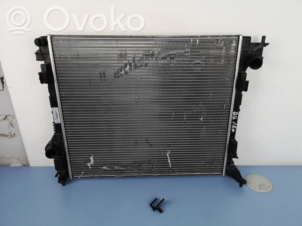 Nissan Qashqai Aušinimo skysčio radiatorius 