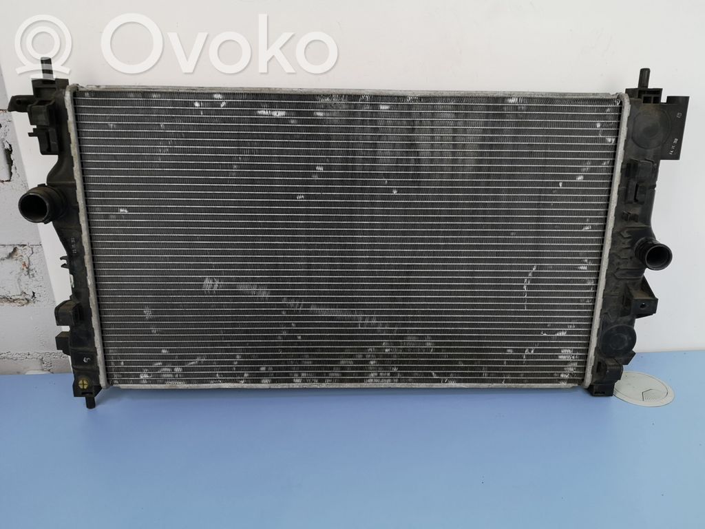 Opel Astra J Coolant radiator 