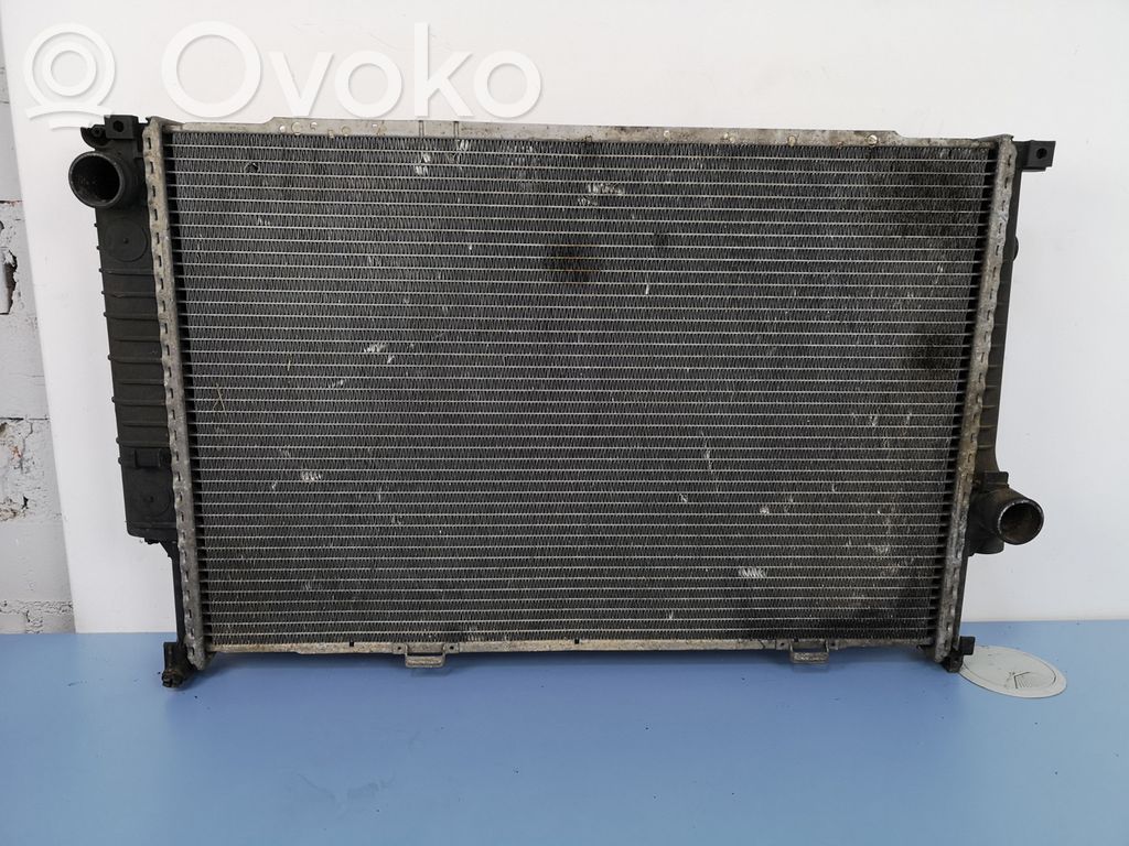 BMW 5 E39 Coolant radiator 