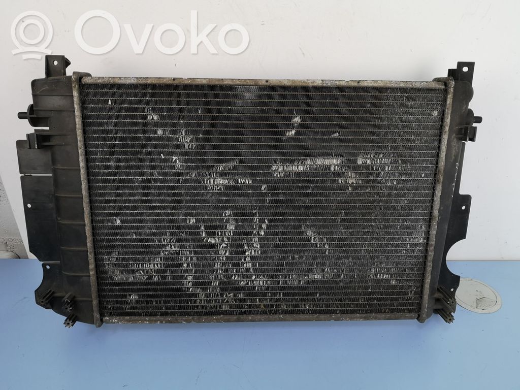 Saab 900 Aušinimo skysčio radiatorius 
