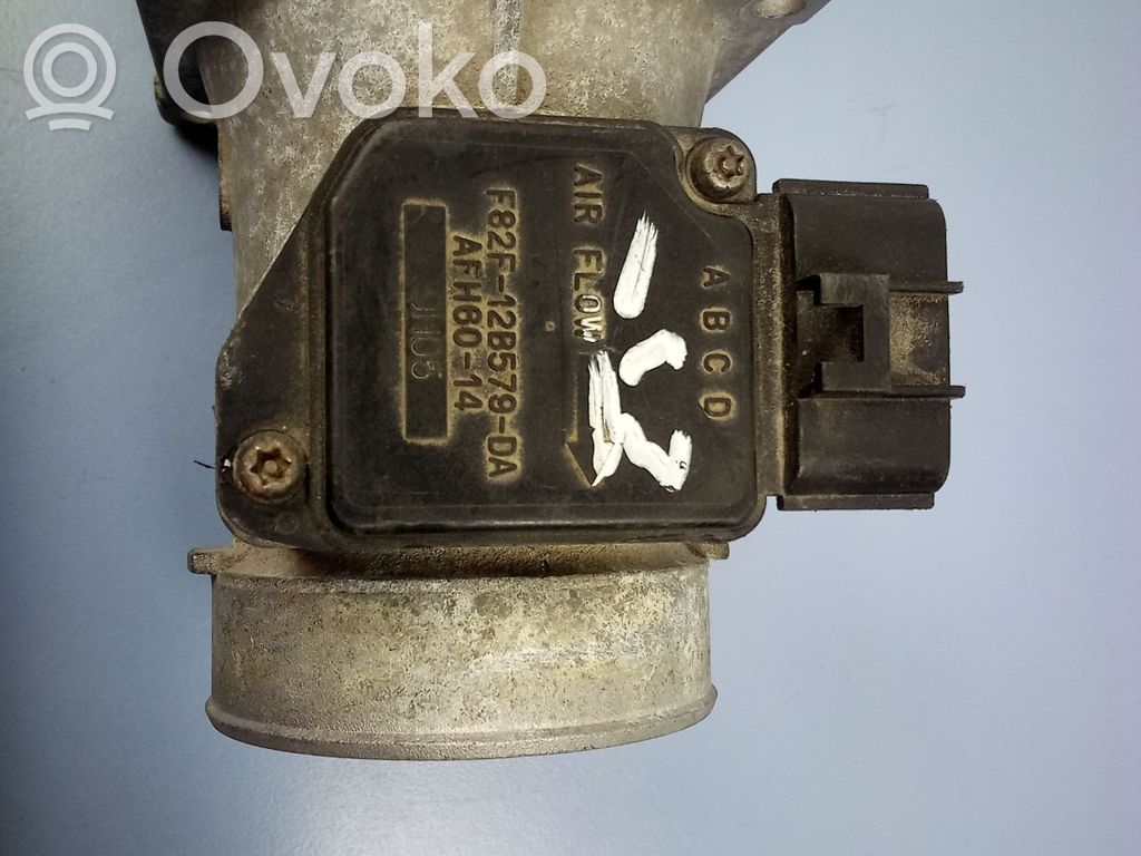 Mazda 626 Przepływomierz masowy powietrza MAF 