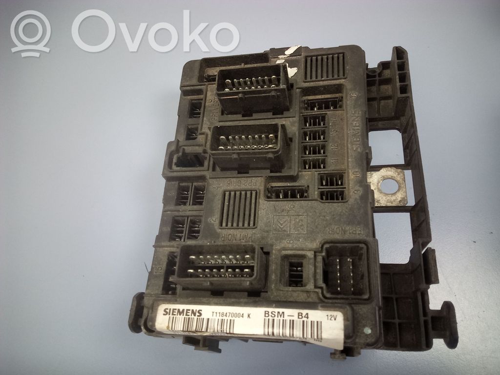 Citroen C5 Fuse module 