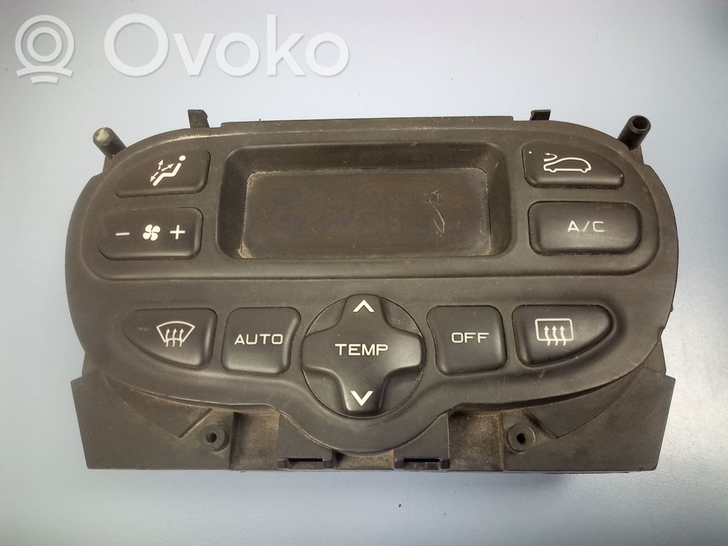 Peugeot 206 Climate control unit 