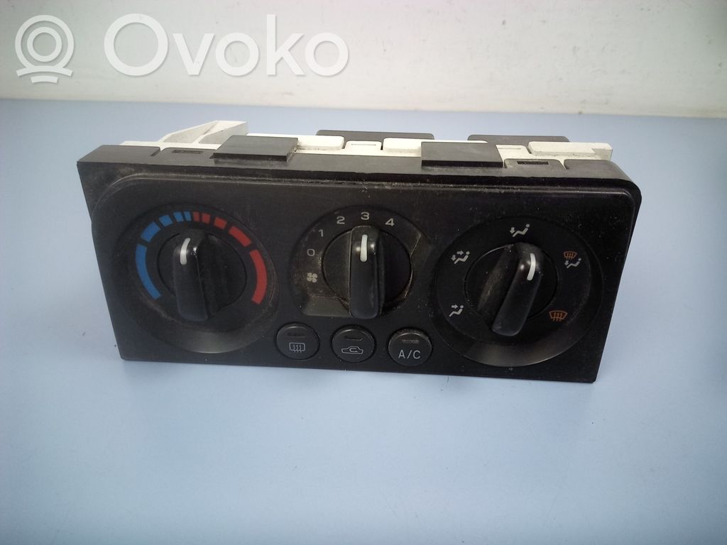 Subaru Legacy Climate control unit 