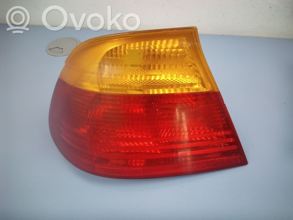 BMW 3 E46 Aizmugurējais lukturis virsbūvē 