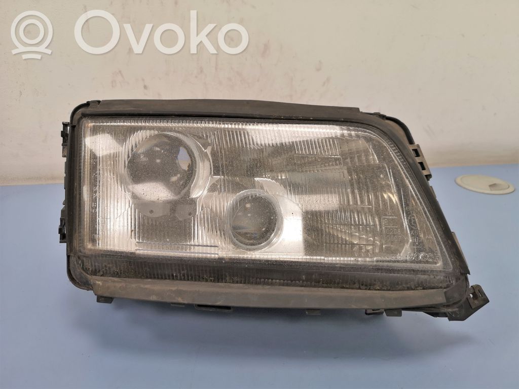 Audi A8 S8 D2 4D Headlight/headlamp 
