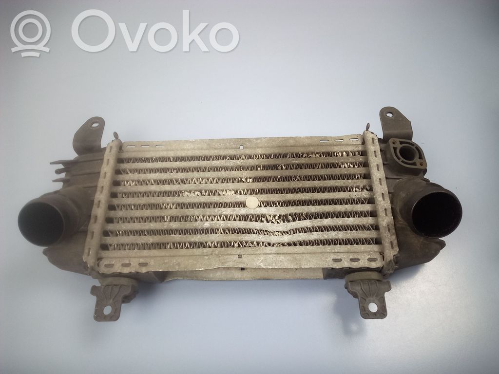 Audi A2 Interkūlerio radiatorius 