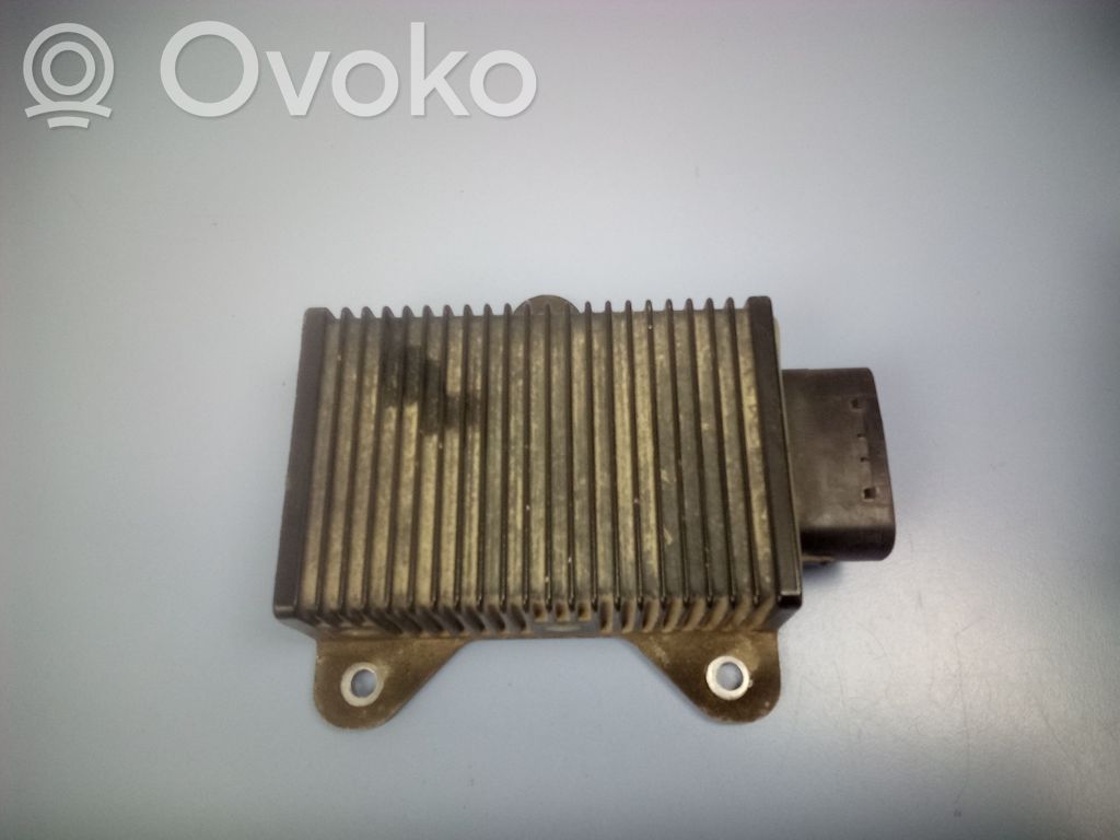 Engine control unit/module   MD340897,E8T11173