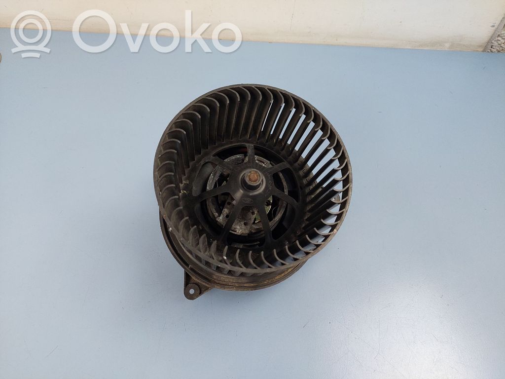 Ford Focus Mazā radiatora ventilators 