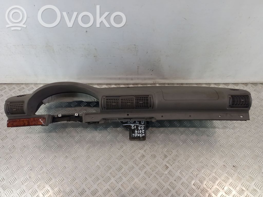 Audi A4 S4 B5 8D Panelė 