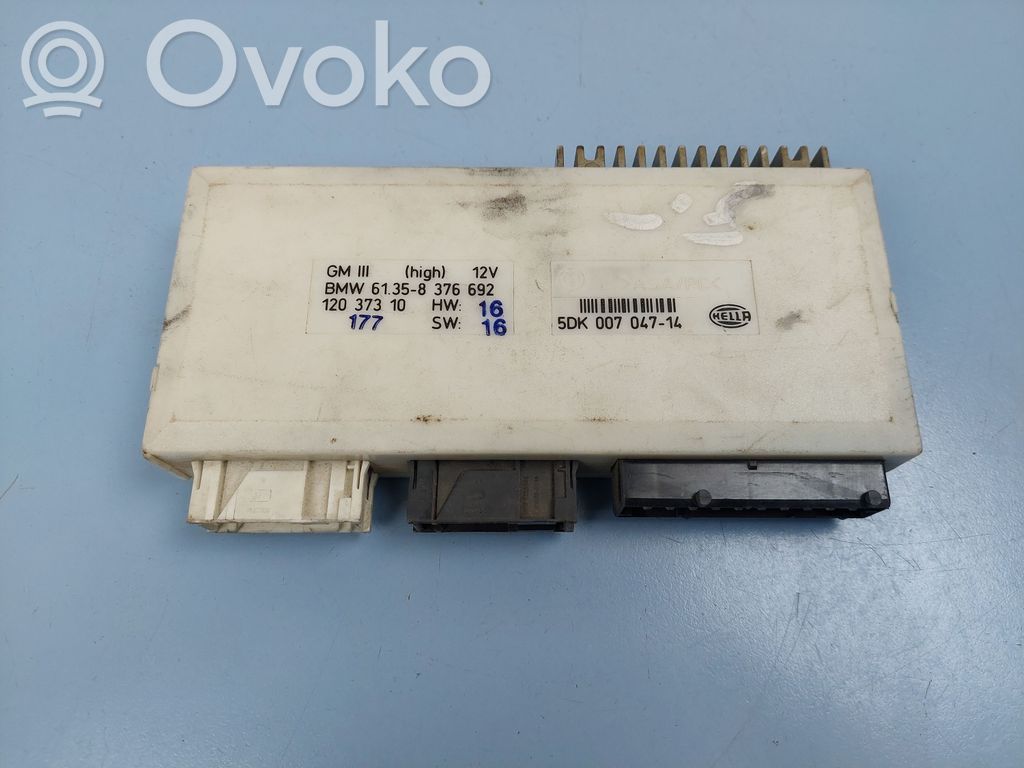 BMW 5 E39 Komforta modulis 
