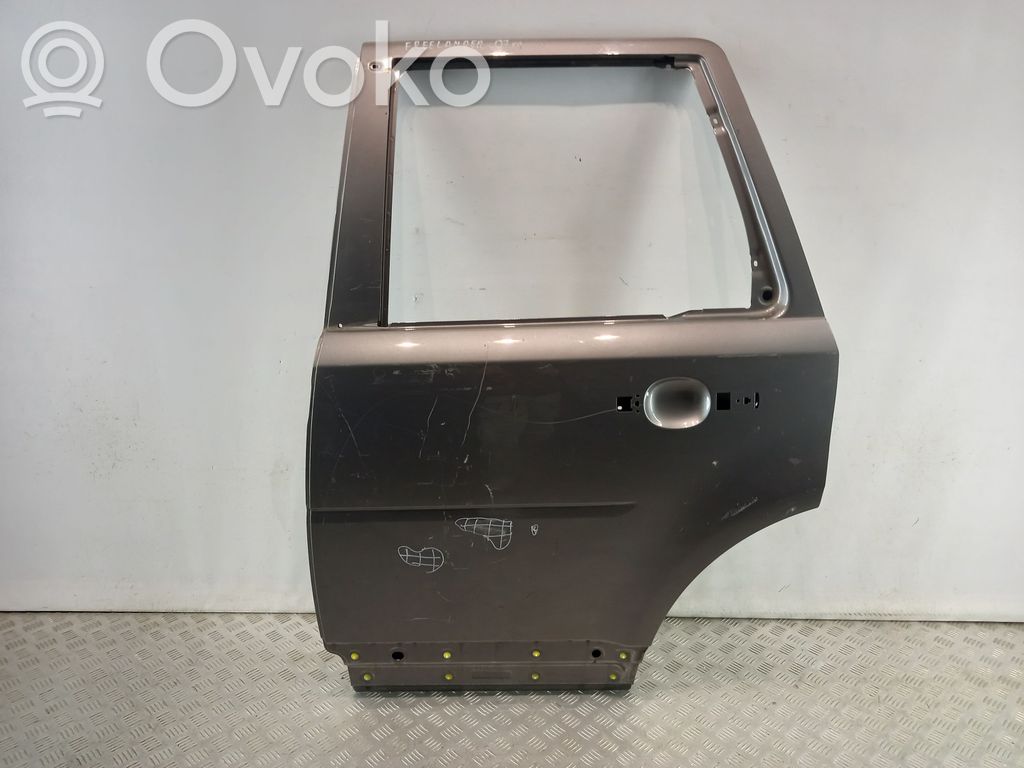 Land Rover Freelander 2 - LR2 Puerta trasera 