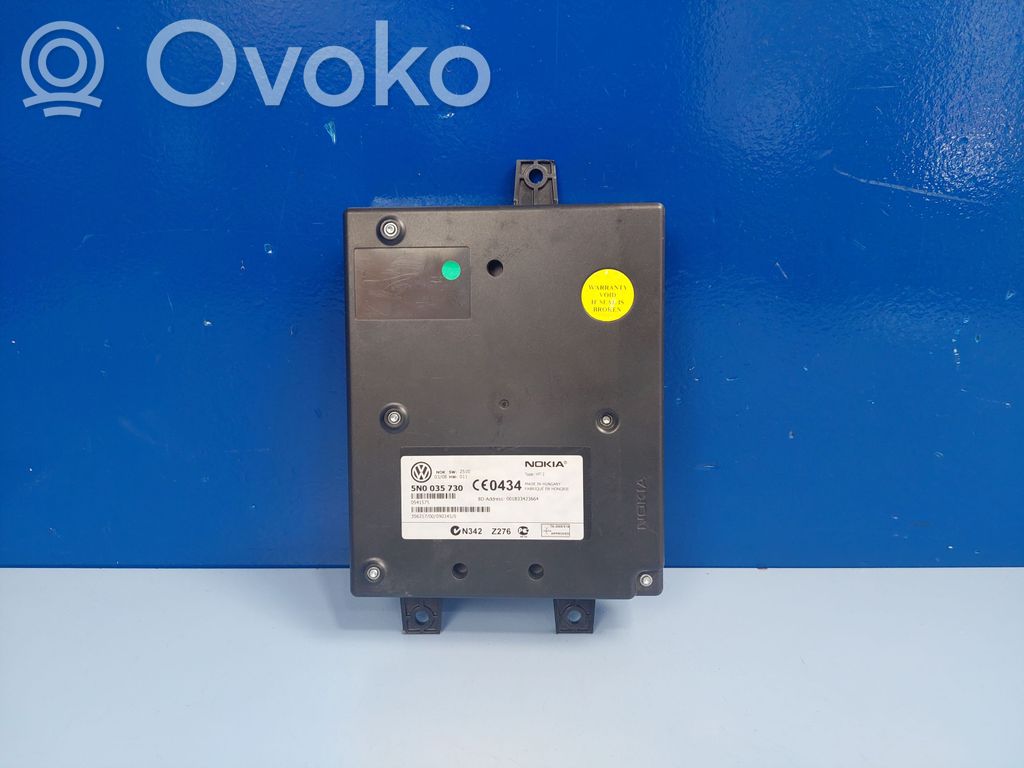 Volkswagen PASSAT B6 Bluetooth control unit module 