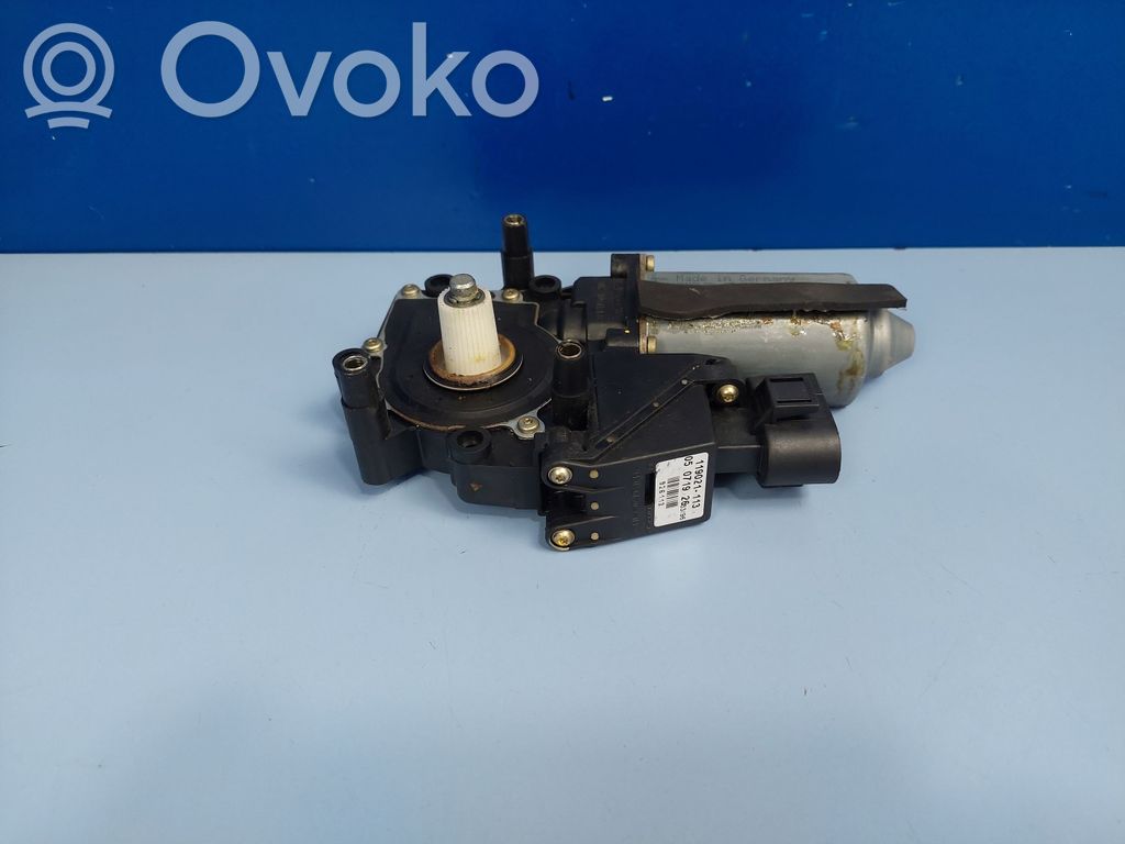Audi A8 S8 D2 4D Silnik regulatora szyby drzwi przednich 